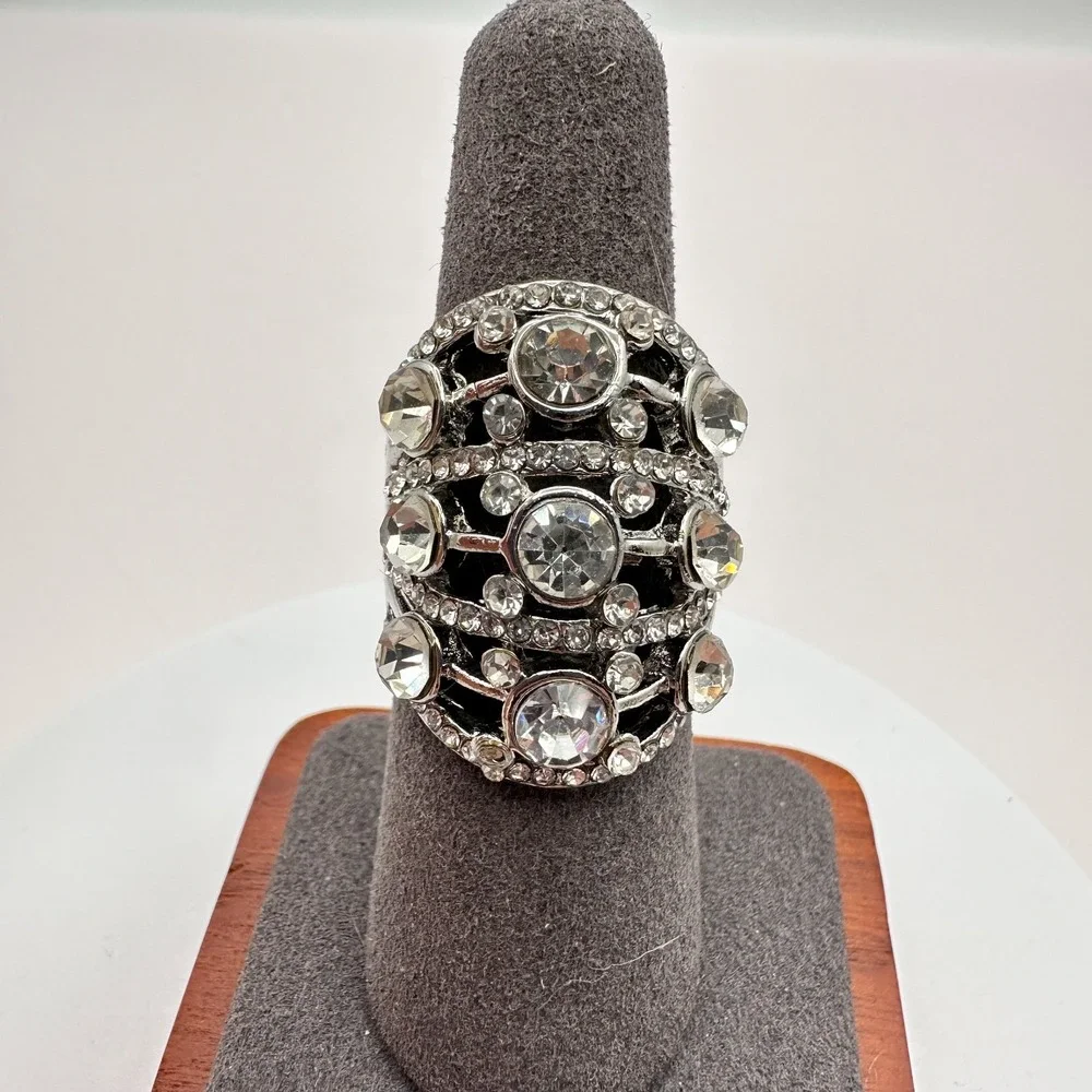 Vintage Y2K Silver Tone Multi-Tier Rhinestone Ring Women's Jewelry
